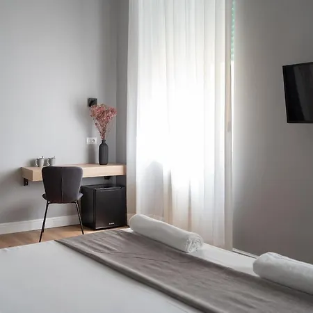 Nolana 28 In 4* 나폴리